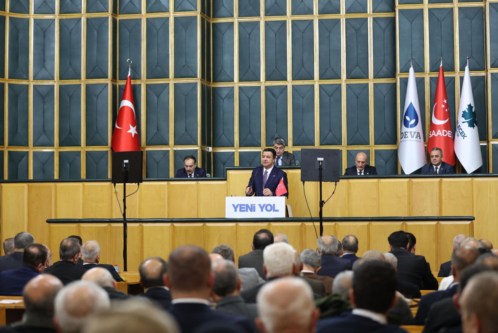 Türkiye’nin Siyasi Şovlara Değil; Etkin, Kararlı Ve Sonuç Odaklı Bir Yönetime İhtiyacı Var