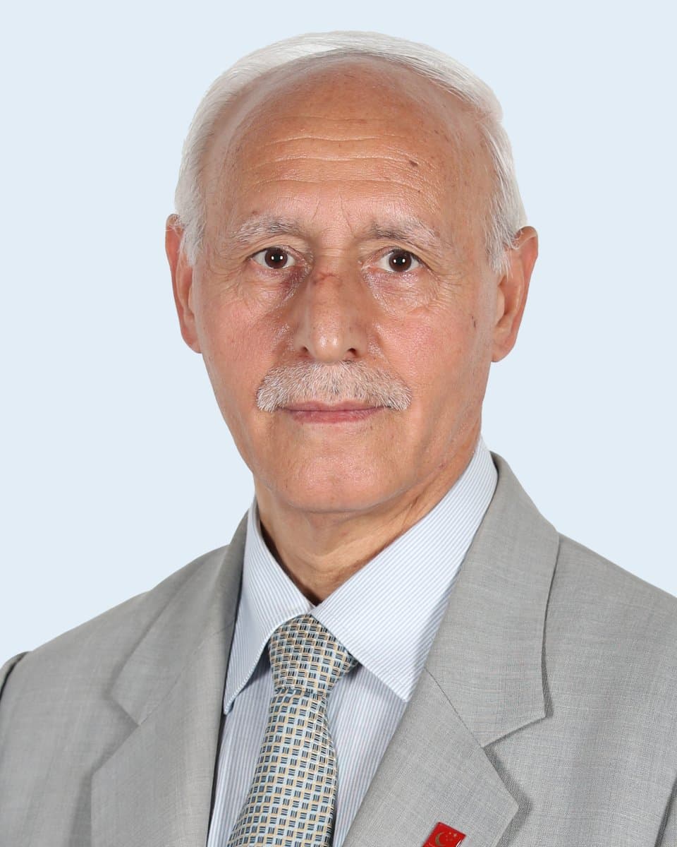 DR. SABRİ UYANIK